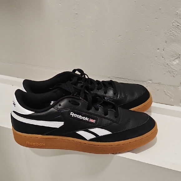 Reebok Other - Reebok Black and White Sneakers Classic Court Style Size 11.5